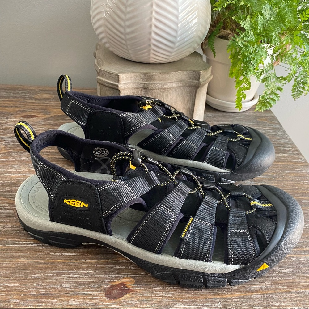 Keen Newport H2 Waterproof Hiking Kayaking Outdoor Sandals Shoes Mens 13 Black - Picture 4 of 12